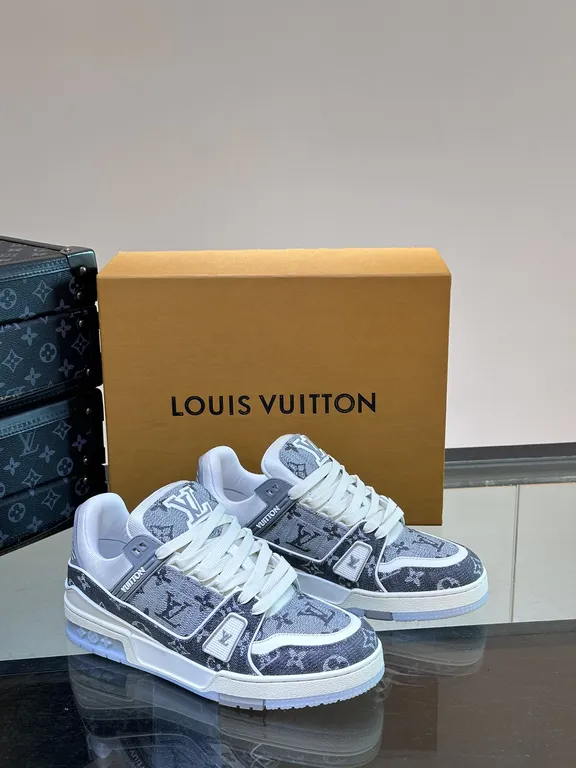 Louis Vuitton Shoe 